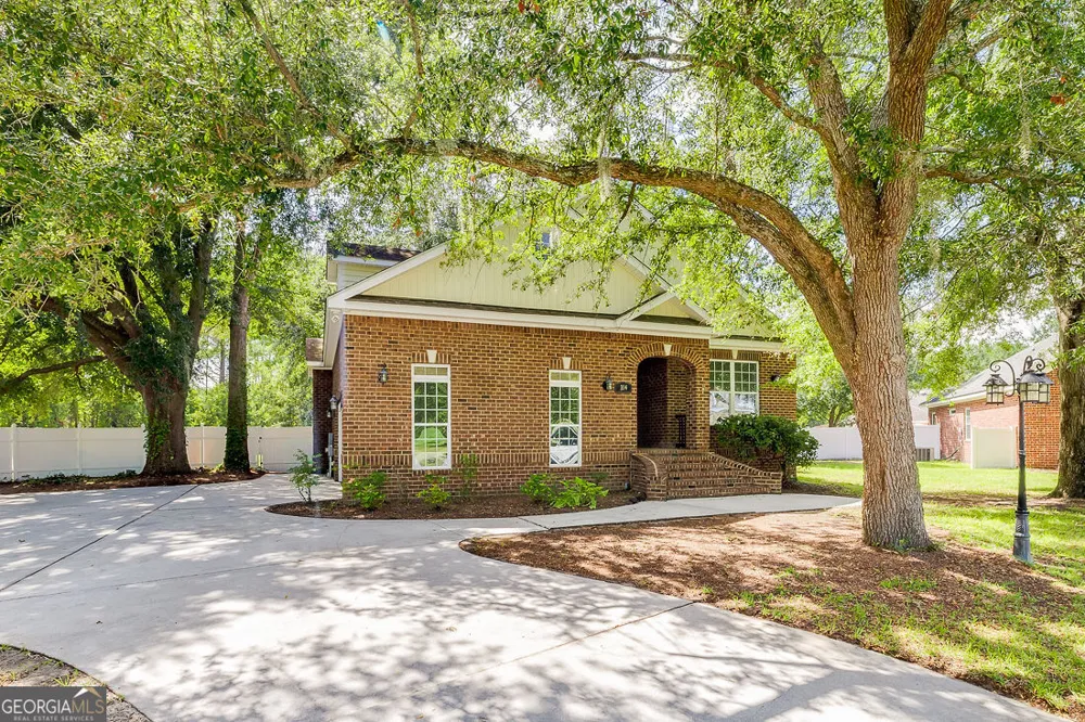 104 Myrtlewood CT Guyton, GA 31312