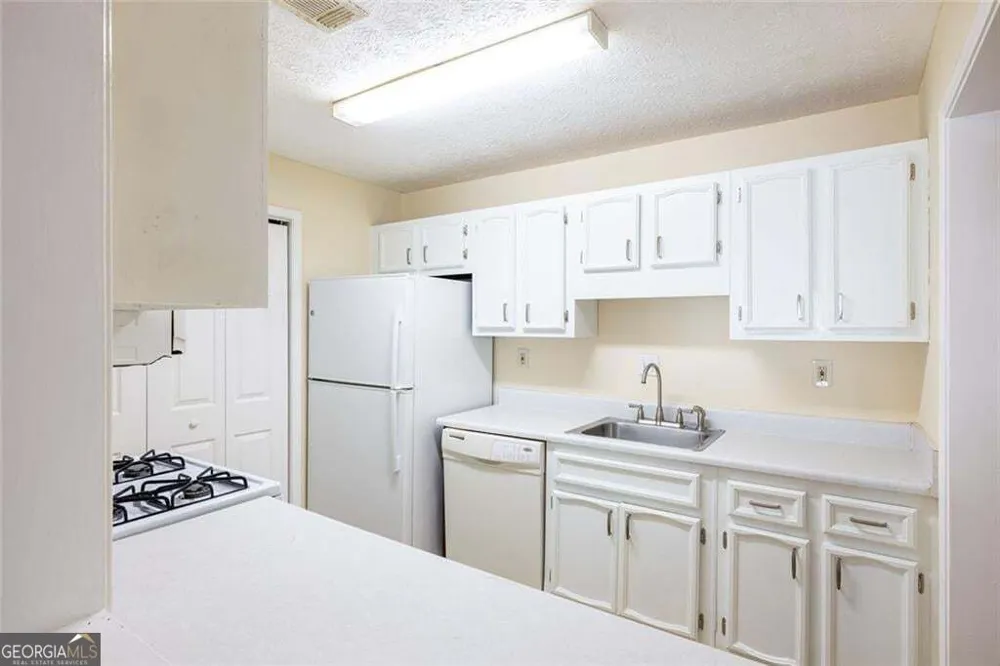 910 Augusta DR SE Marietta, GA 30067