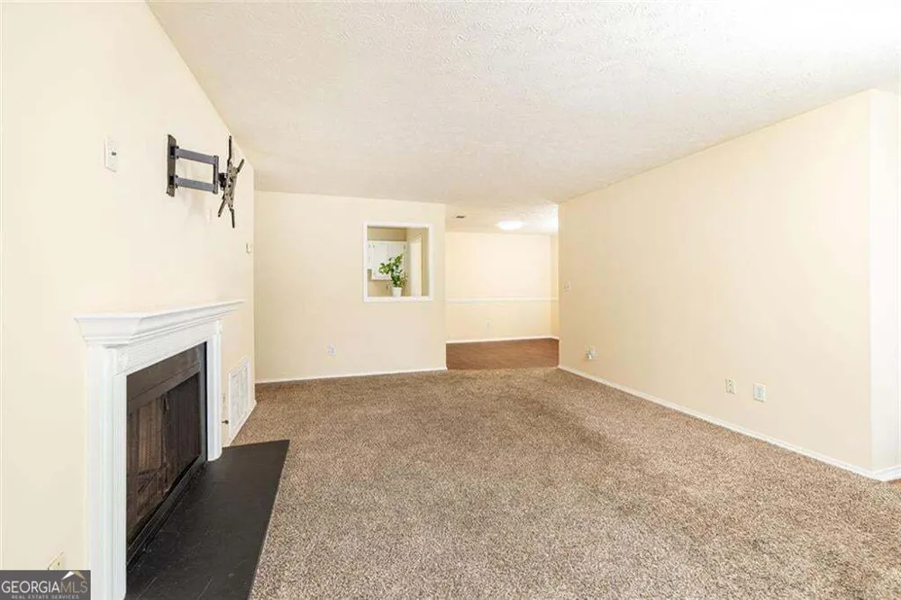 910 Augusta DR SE Marietta, GA 30067