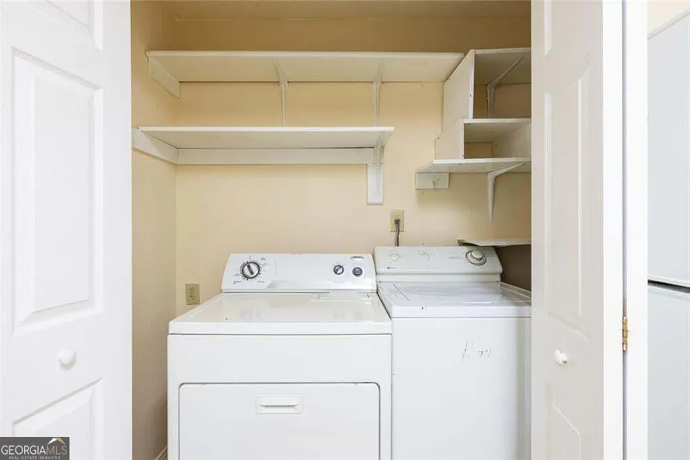 910 Augusta DR SE Marietta, GA 30067
