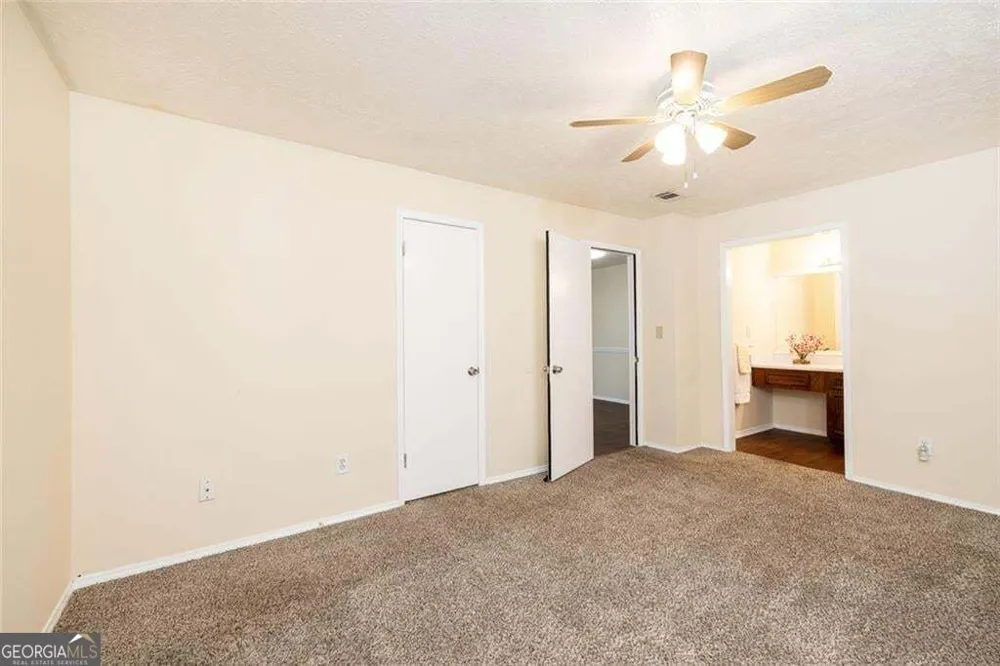 910 Augusta DR SE Marietta, GA 30067