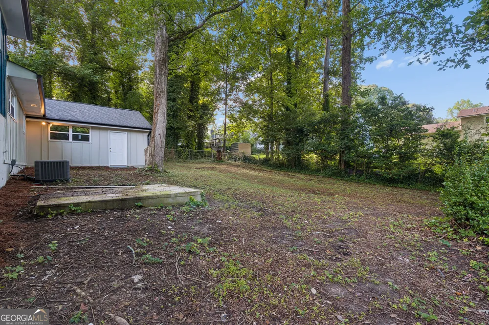 499 Queen Aliese LN Jonesboro, GA 30236