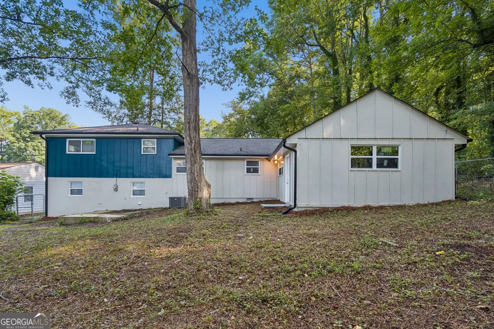499 Queen Aliese LN Jonesboro, GA 30236