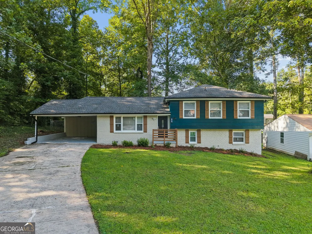 499 Queen Aliese LN Jonesboro, GA 30236