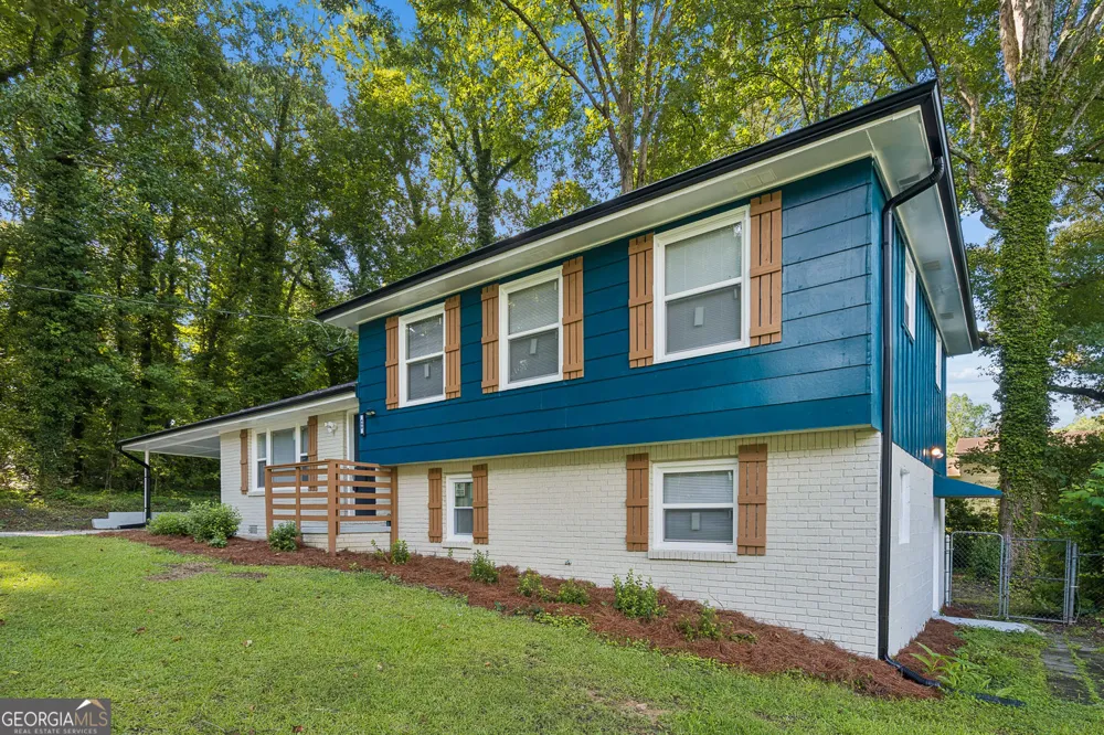 499 Queen Aliese LN Jonesboro, GA 30236