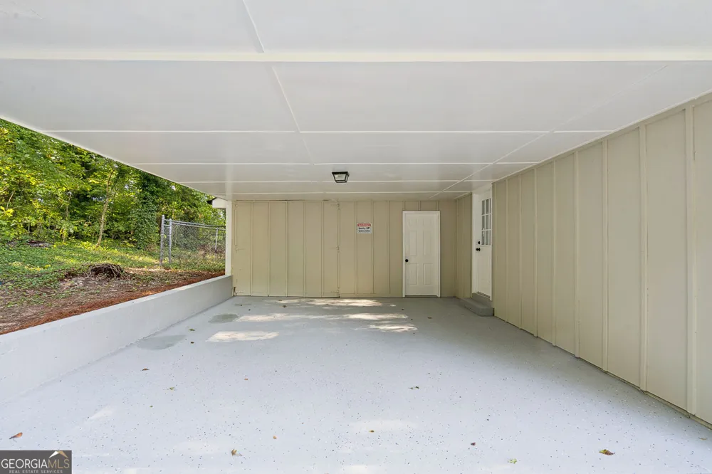 499 Queen Aliese LN Jonesboro, GA 30236