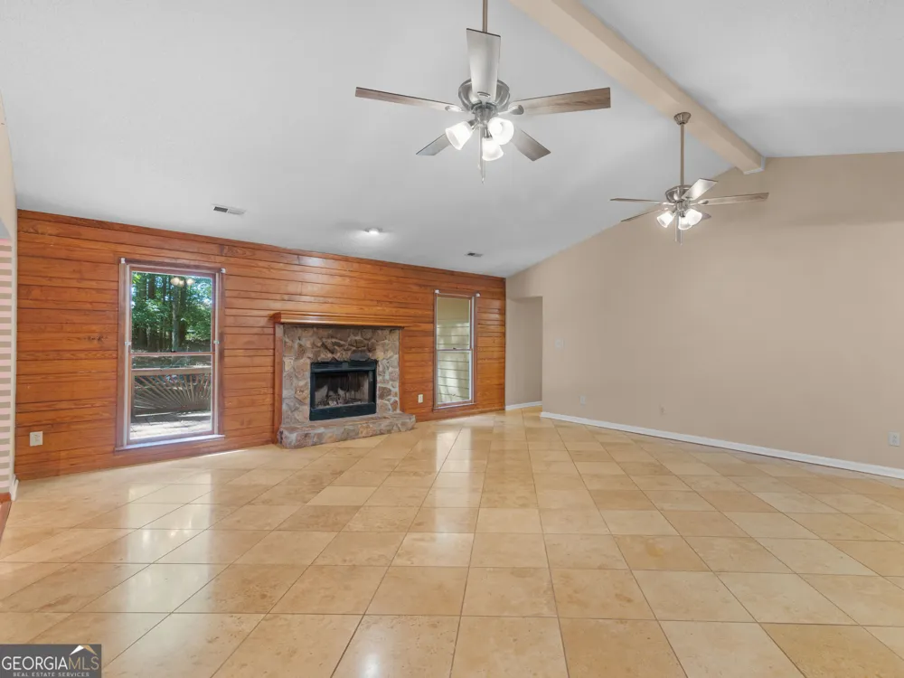 351 Waterford DR Jonesboro, GA 30238