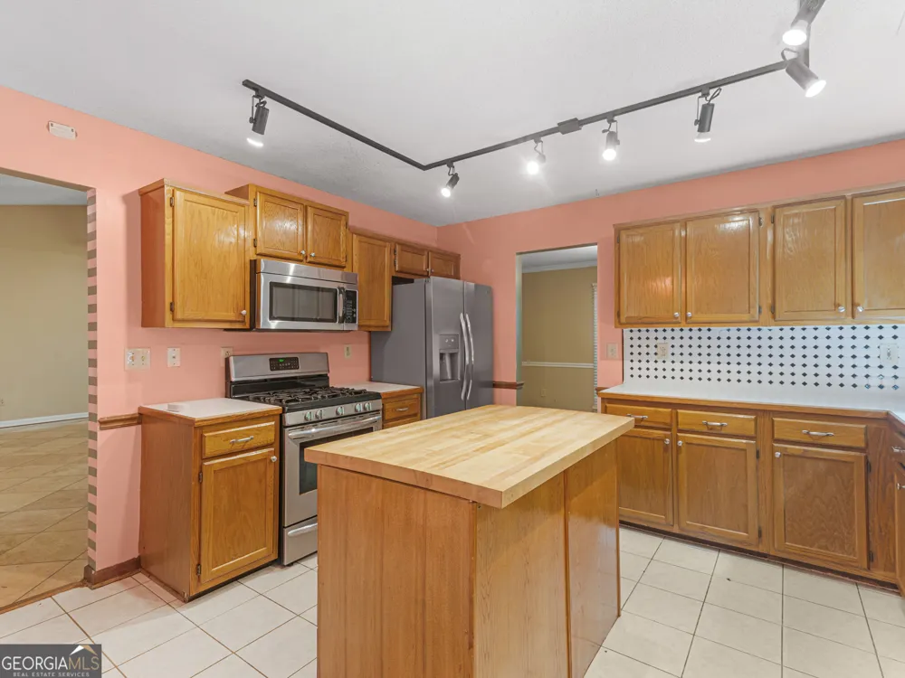 351 Waterford DR Jonesboro, GA 30238