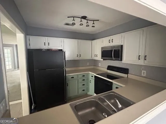 104 Abingdon WAY Sandy Springs, GA 30328