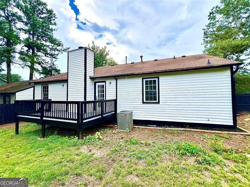2034 Corners CIR Lithonia, GA 30058