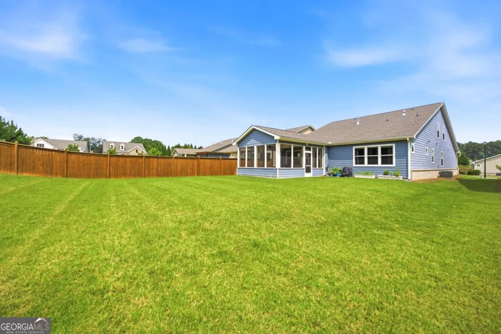 2487 Oak Barrel DR Snellville, GA 30078