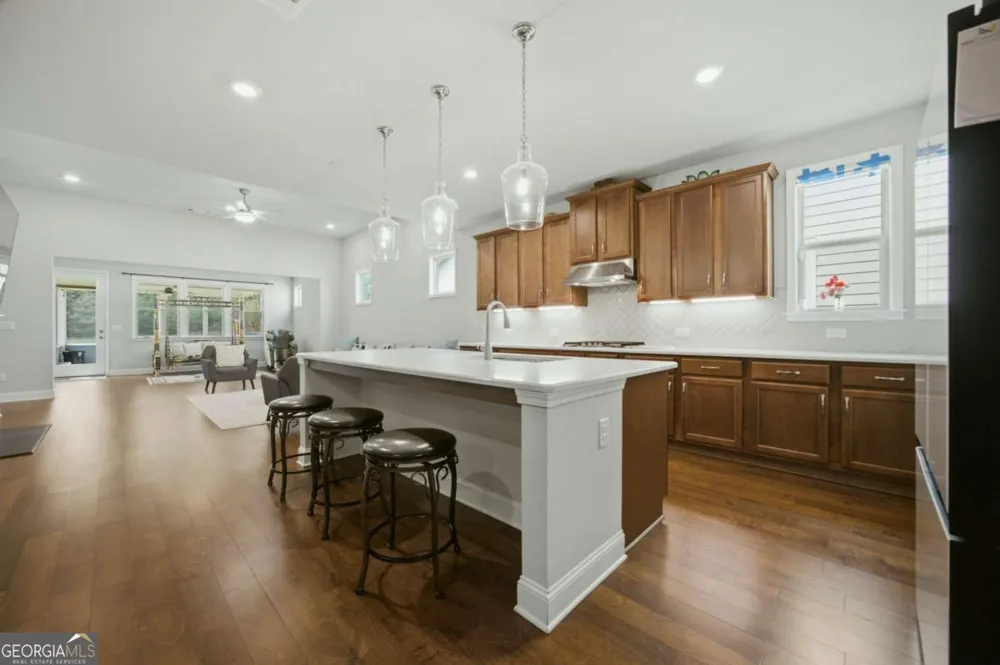 2487 Oak Barrel DR Snellville, GA 30078