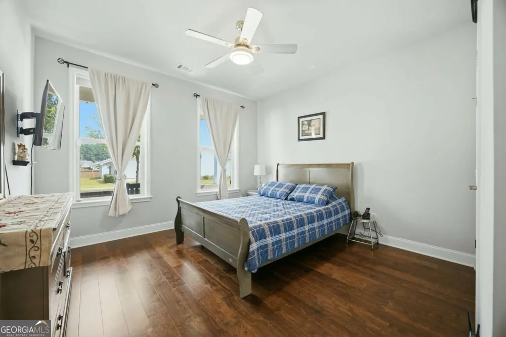 2487 Oak Barrel DR Snellville, GA 30078
