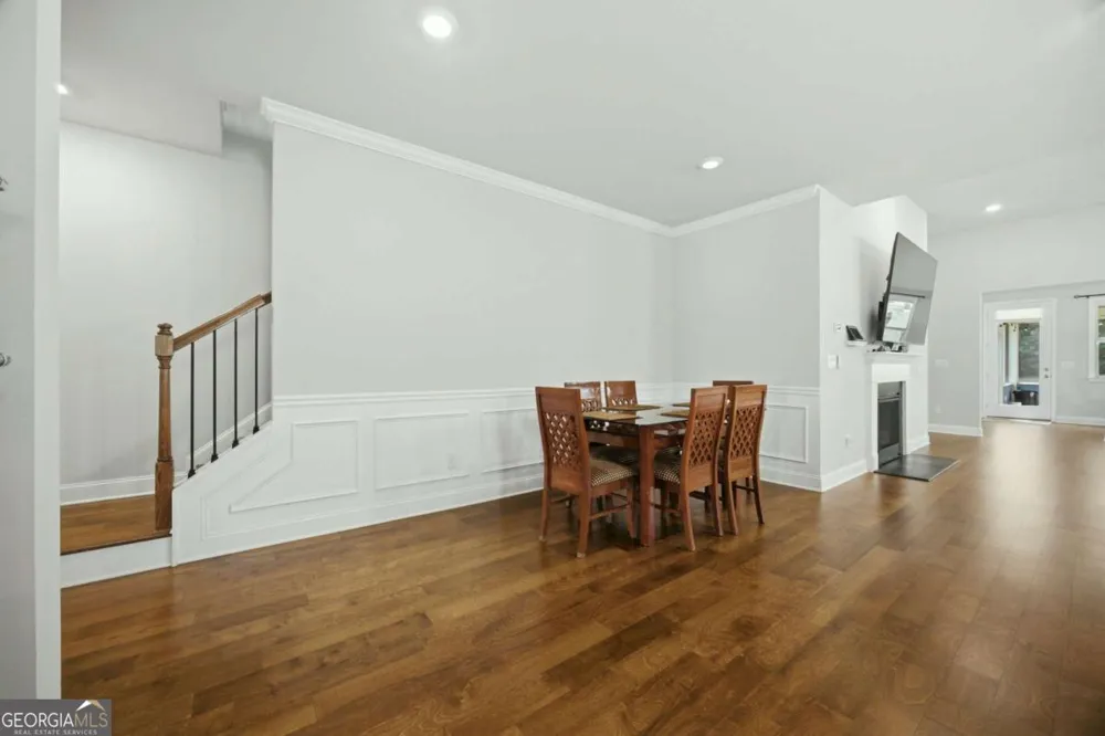 2487 Oak Barrel DR Snellville, GA 30078