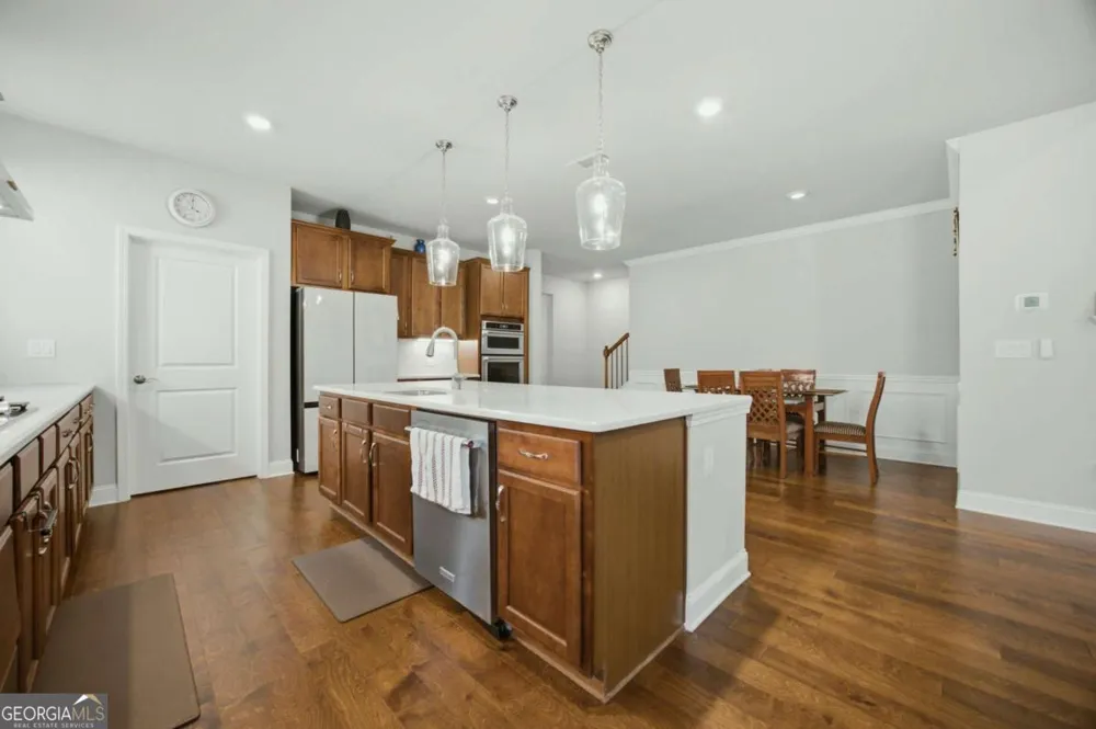 2487 Oak Barrel DR Snellville, GA 30078