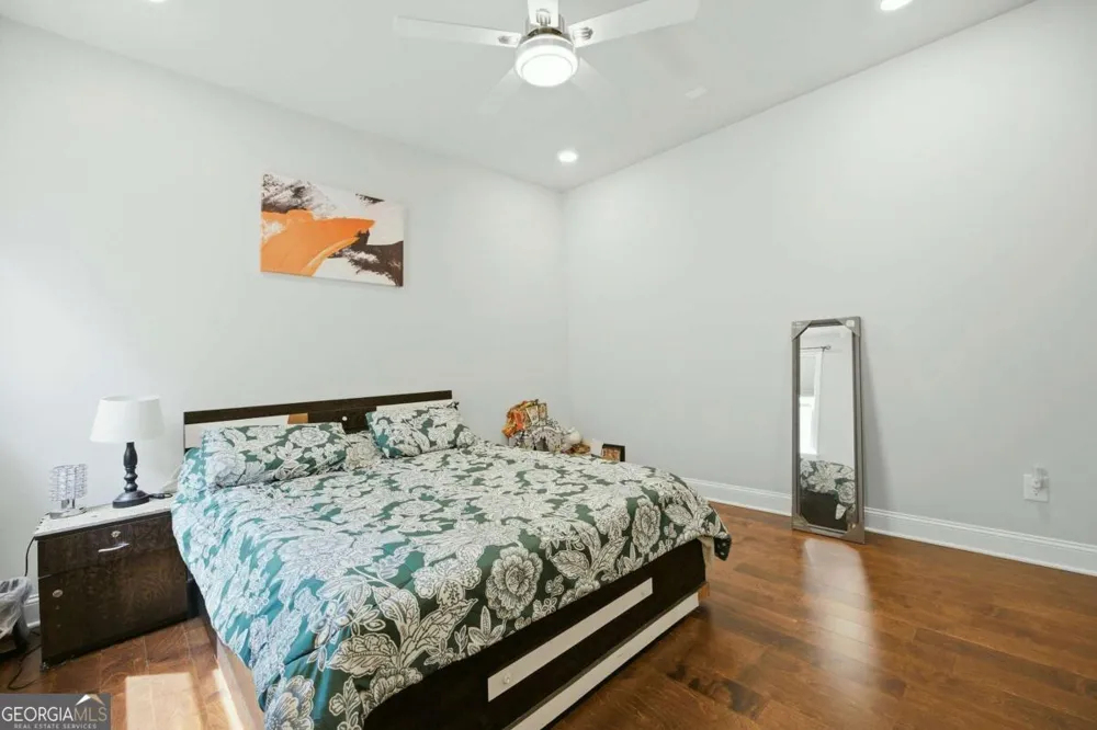 2487 Oak Barrel DR Snellville, GA 30078