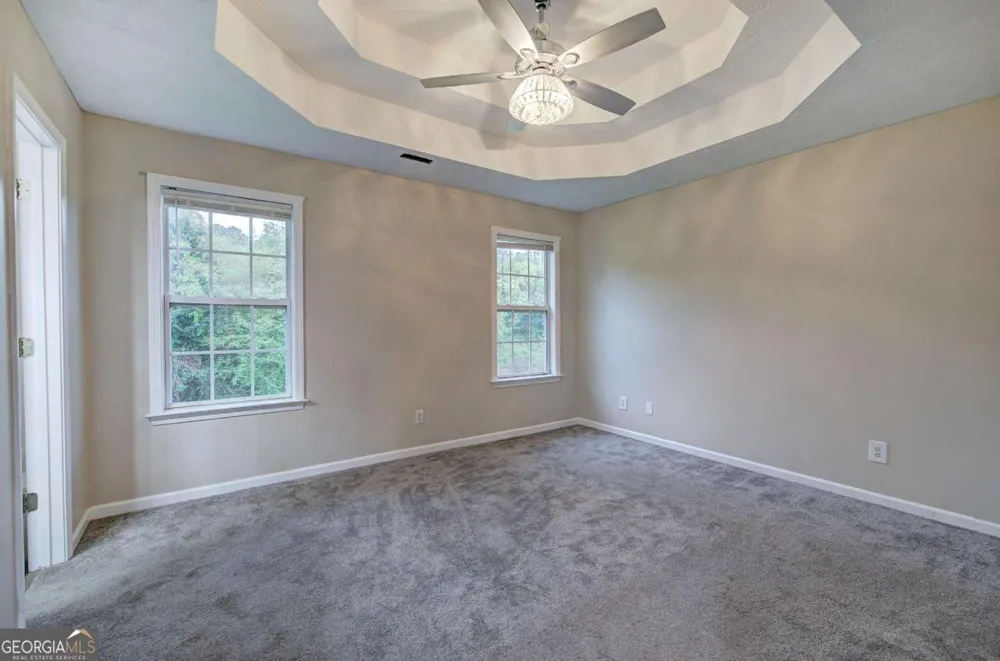 258 Hunters XING SE Calhoun, GA 30701