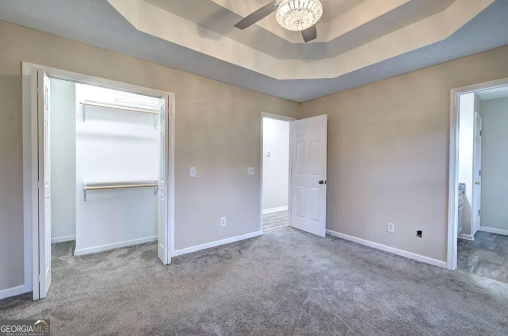 258 Hunters XING SE Calhoun, GA 30701