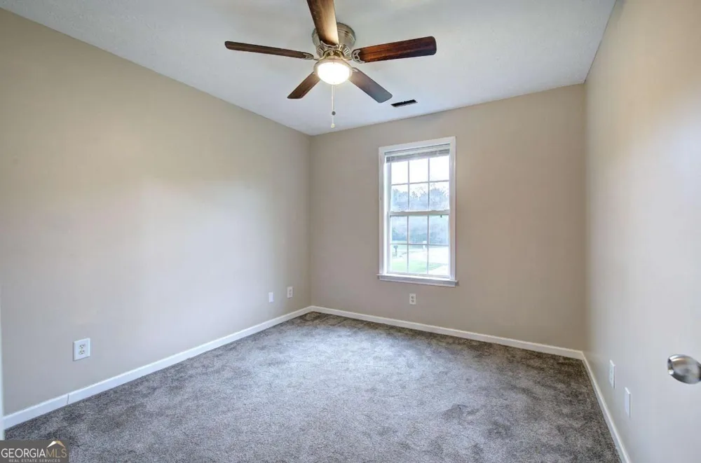 258 Hunters XING SE Calhoun, GA 30701