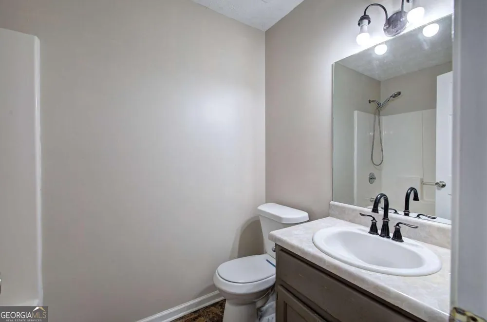 258 Hunters XING SE Calhoun, GA 30701