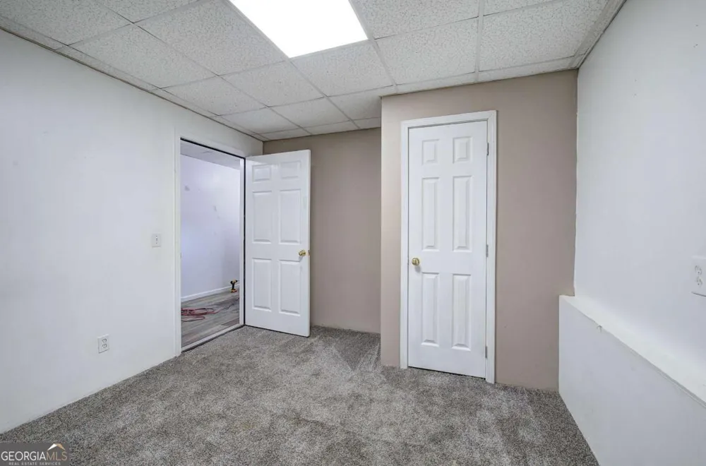 258 Hunters XING SE Calhoun, GA 30701