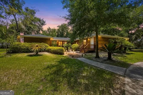 1924 Cedar CT