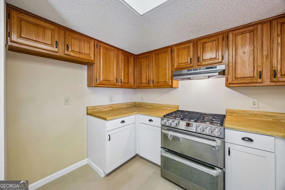 1924 Cedar CT Waverly, GA 31565