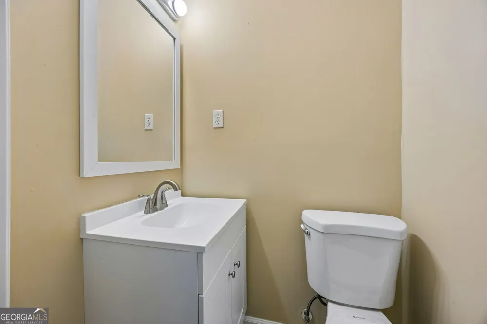 1924 Cedar CT Waverly, GA 31565