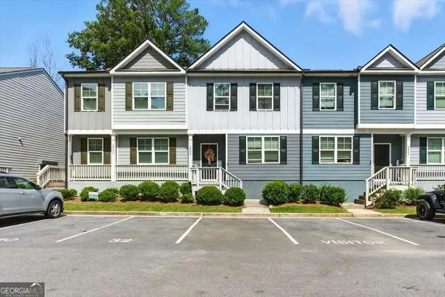 2832 Saratoga Lake VW Decatur, GA 30034