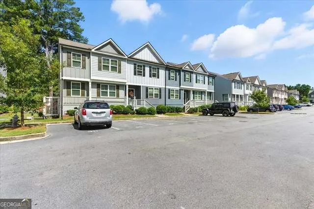 2832 Saratoga Lake VW Decatur, GA 30034
