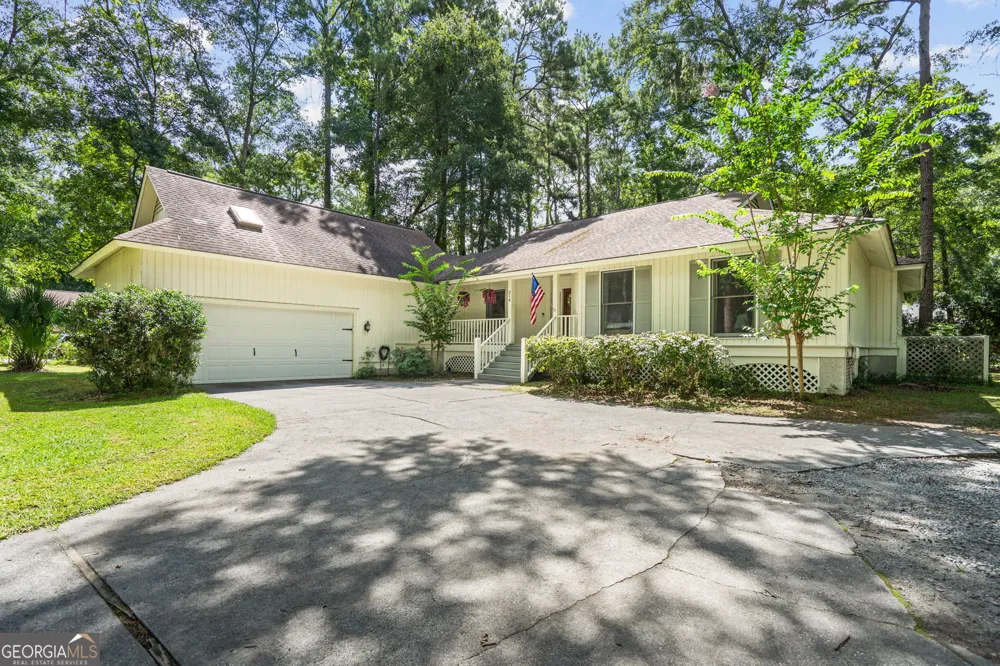 214 Montauk LN Richmond Hill, GA 31324