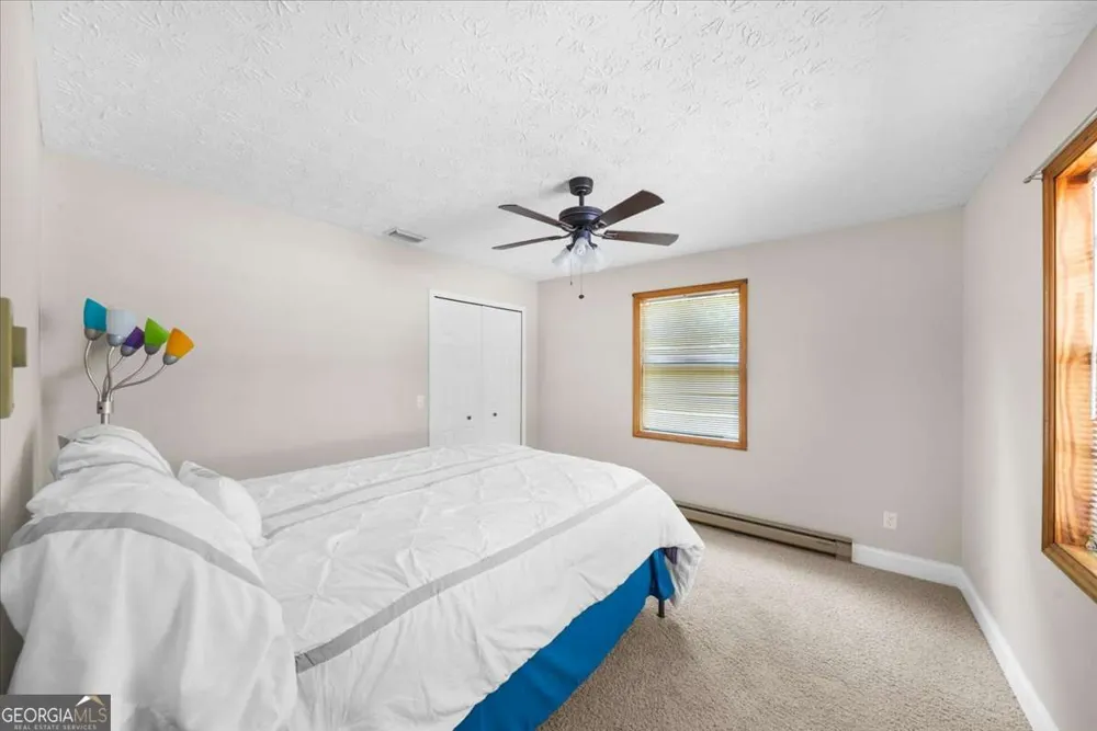 9670 Lee CIR Gainesville, GA 30506