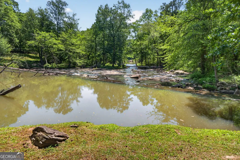 1697 Millers Mill RD Stockbridge, GA 30281