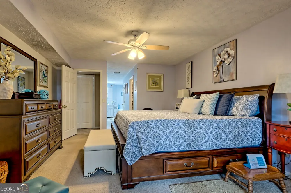 300 Ginger Creek LN Clayton, GA 30525