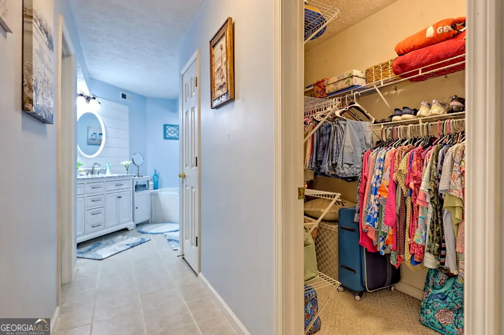 300 Ginger Creek LN Clayton, GA 30525