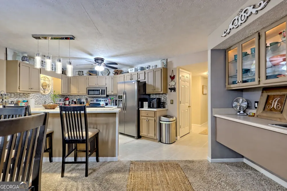 300 Ginger Creek LN Clayton, GA 30525