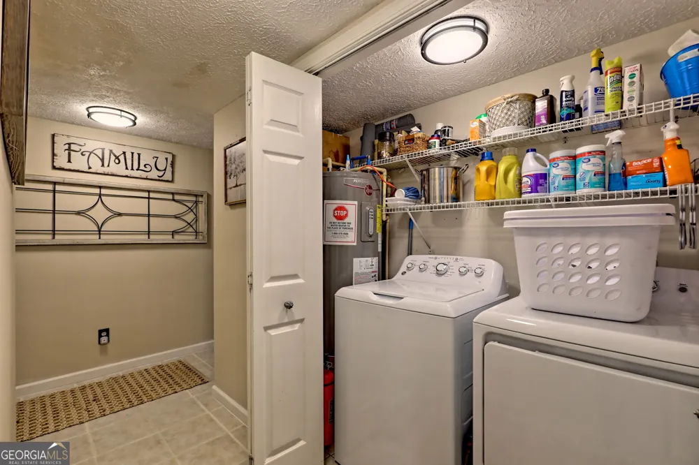300 Ginger Creek LN Clayton, GA 30525