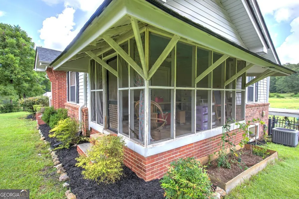 2135 Bellview RD Rockmart, GA 30153