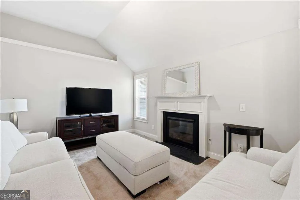 52 Lanier RDG Acworth, GA 30101