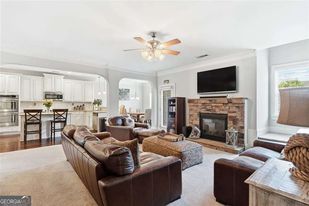 52 Lanier RDG Acworth, GA 30101