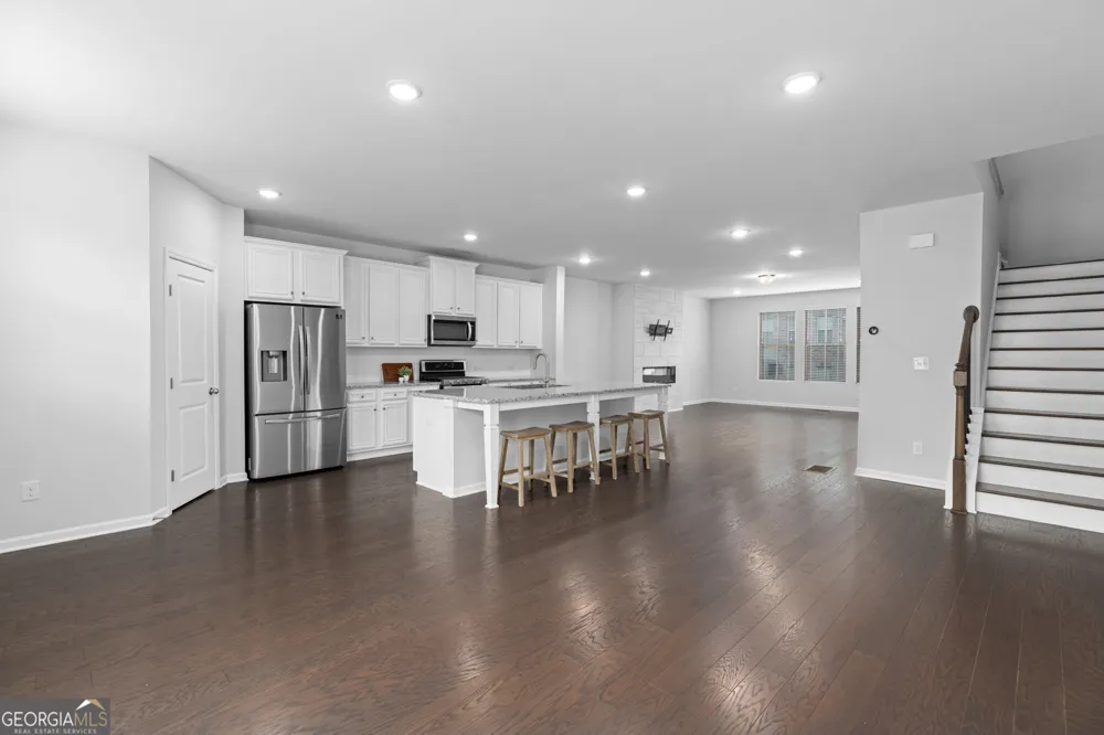 4361 White spruce ally Doraville, GA 30360