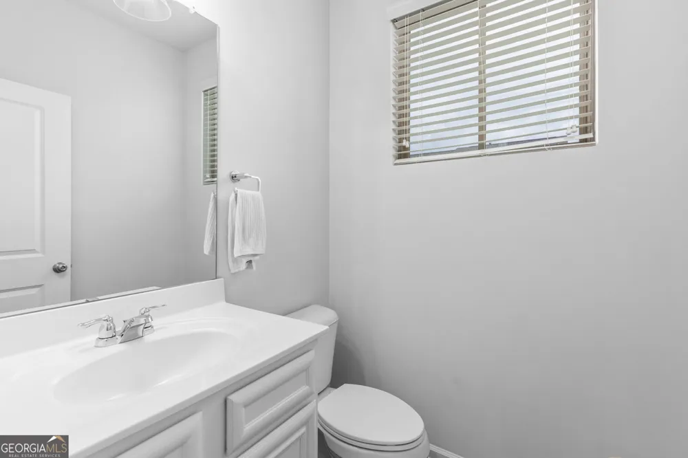 4361 White spruce ally Doraville, GA 30360