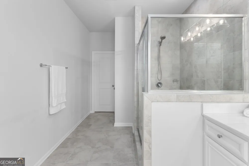 4361 White spruce ally Doraville, GA 30360