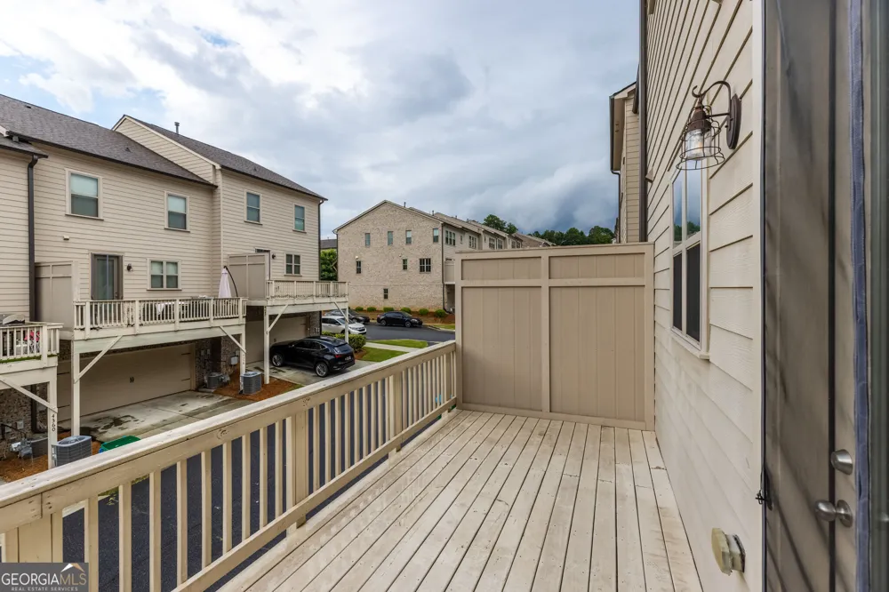 4361 White spruce ally Doraville, GA 30360