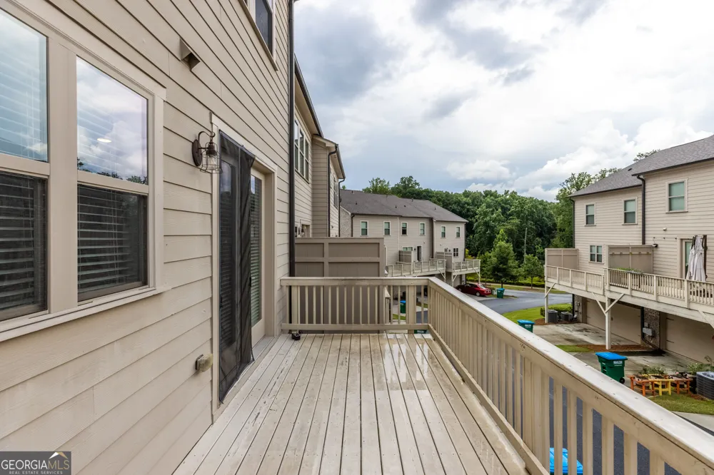 4361 White spruce ally Doraville, GA 30360