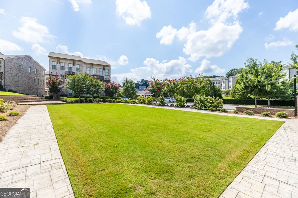 4361 White spruce ally Doraville, GA 30360