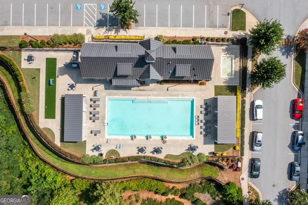 4361 White spruce ally Doraville, GA 30360