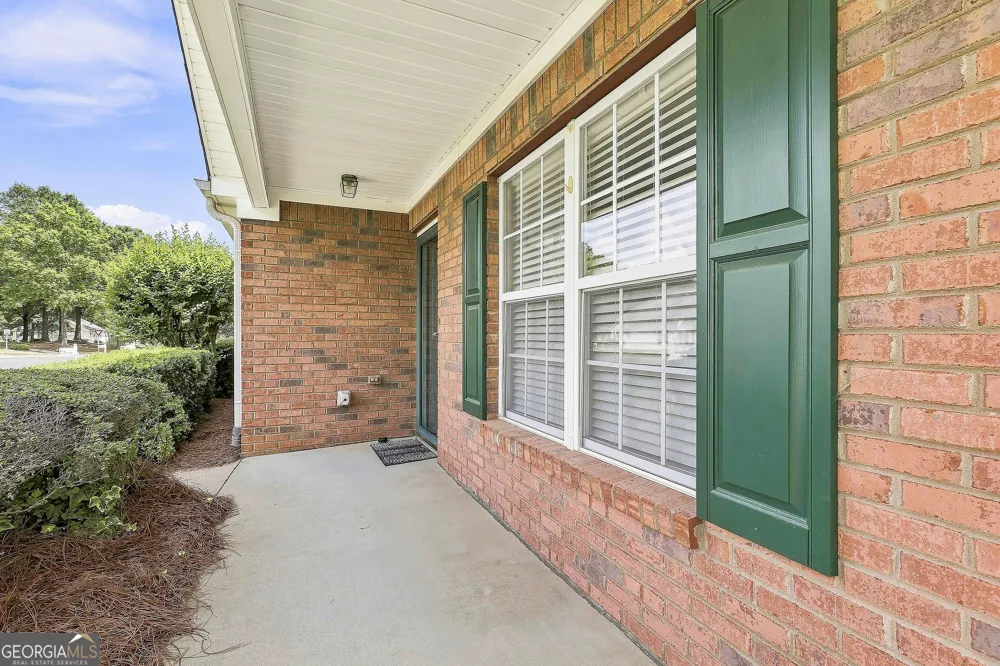 280 Autumn Glen CIR Fayetteville, GA 30215