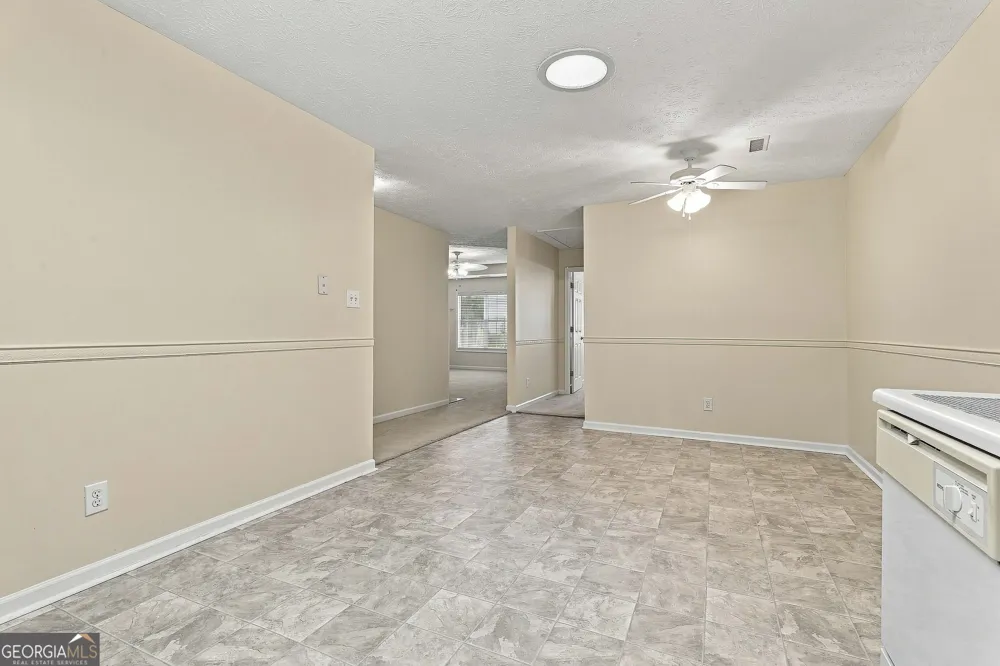 280 Autumn Glen CIR Fayetteville, GA 30215