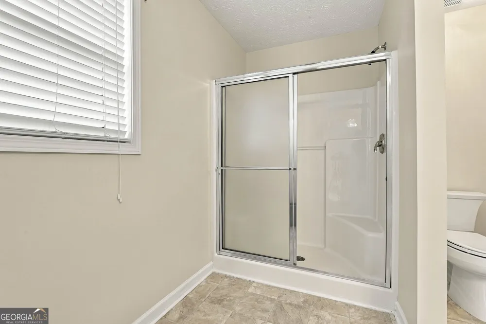 280 Autumn Glen CIR Fayetteville, GA 30215